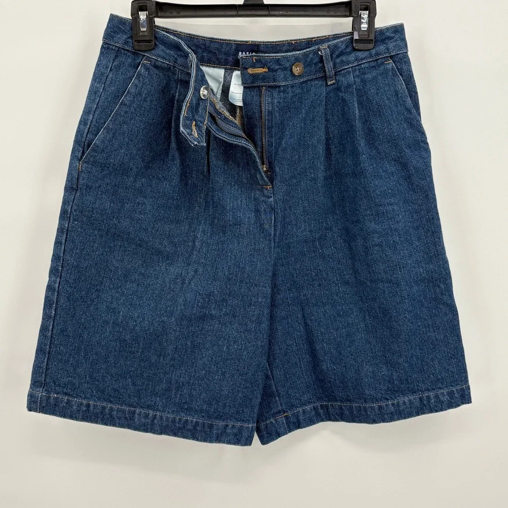 Basic Editions Womens High Rise Pleated Denim Shorts Blue Medium Wash Size 6 VTG